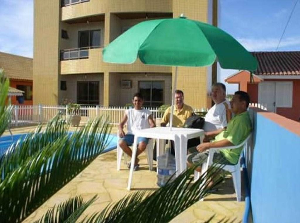 Hotel Pousada Mineirinho Balneário Praia do Leste Eksteriør bilde
